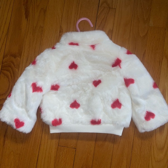 Janie and Jack Valentine Hearts Fur Coat red white - Picture 7 of 7
